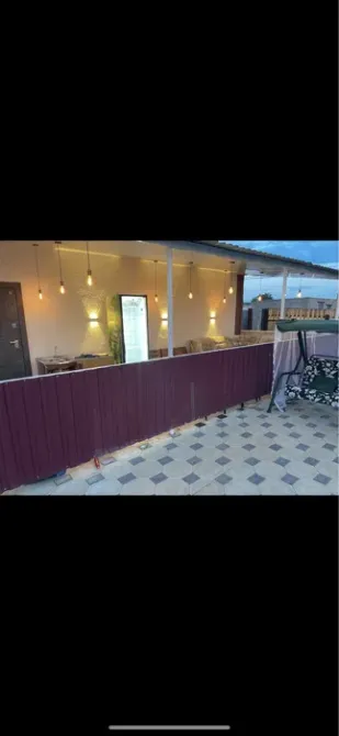 Ыңғайлы жарықтандырылған демалыс аймағы