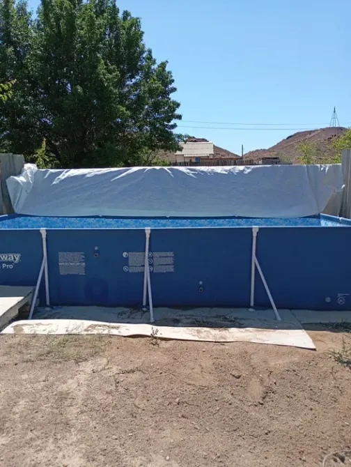 Ашық ауадағы бассейн