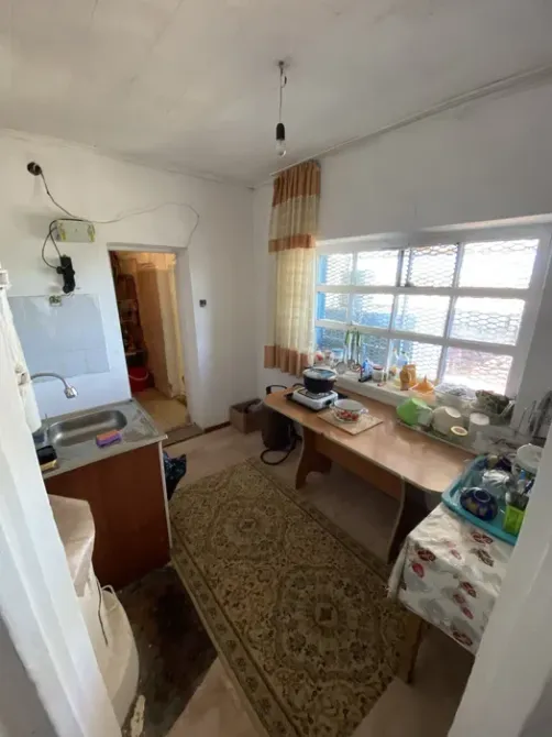 жұмыс бетімен және үстелмен асүй