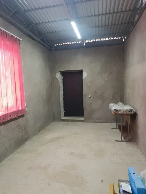 Сдается в аренду под склад участок 8 сот.с помещением (14×6м) в гШымкент, мкр.Бозарык, ул. Аққұт, 37 Шымкент қаласы - сурет 1