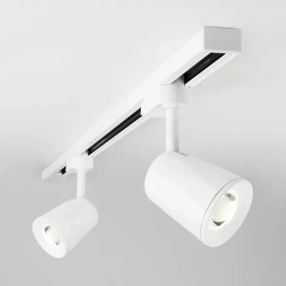 Балдың ұясы пішініндегі шам төбеде