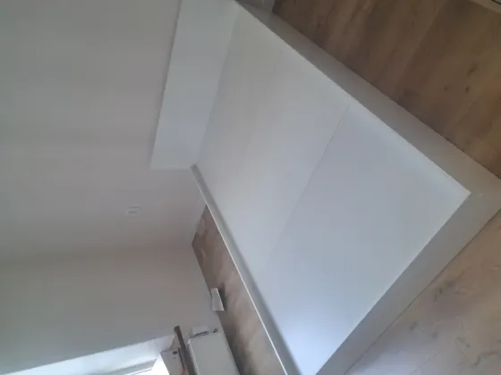 Головалық тақтайшасы бар төсектің рамасы