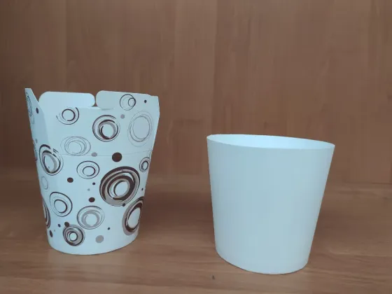 Коробки разных форматов, белые и простые