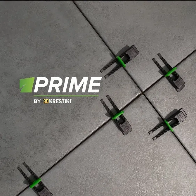 Система выравнивания плитки PRIMЕ от 3D KRESTIKI с черными и зелеными зажимами