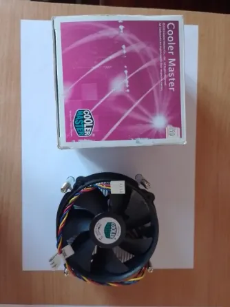 Кулер Cooler Master және оның қаптамасы