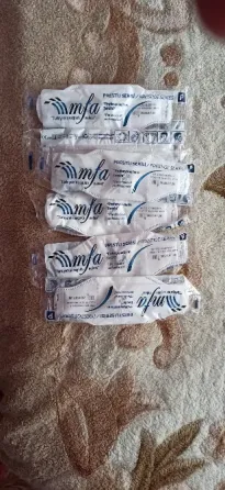 Камouflage шляпа с защитными очками и строительными блоками