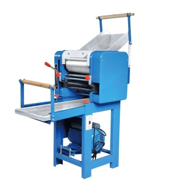 Синяя машина для переработки материалов, предназначенная для обработки и формования
