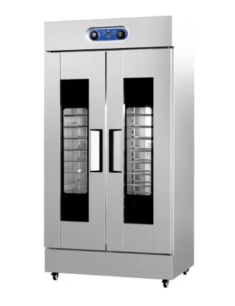 Холодильник с двойными дверями, выполненный из нержавеющей стали, с прозрачными панелями и цифровым дисплеем