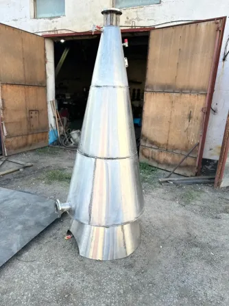 Модель устройства с конусной формой для промышленных процессов