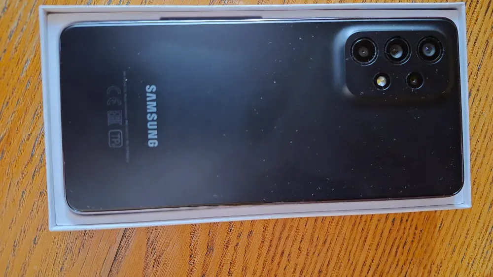 Крышка задней части телефона Samsung с четырьмя камерами