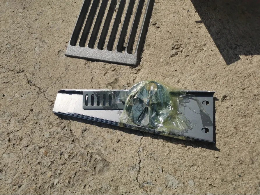 Вентиляция жүйесінің элементі, кронштейнмен