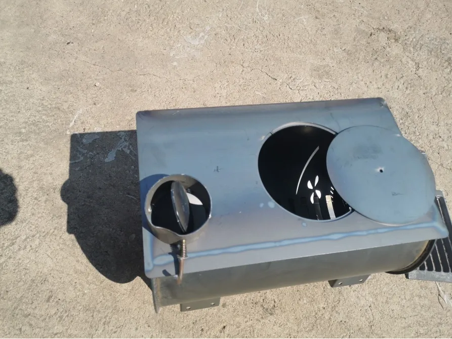 Пештің жалпы көрінісі, түтін құбыры және үстіңгі қақпағы бар