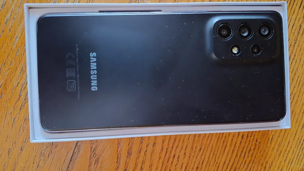 Вид задней панели смартфона Galaxy A53 5G от Samsung