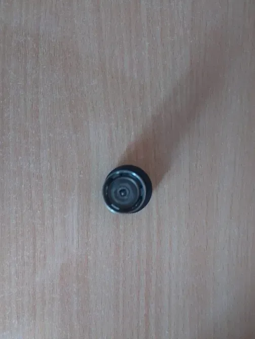 Бетінің тегіс бөлігі бар түйменің бейнесі