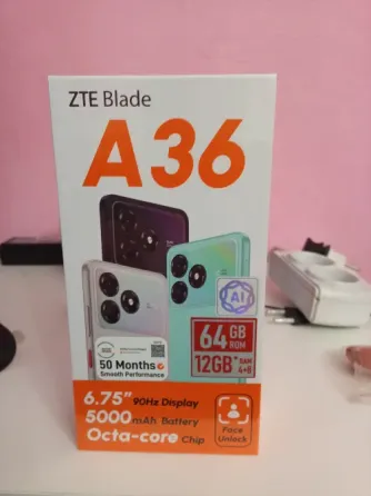 Упаковка смартфона ZTE Blade A36 с характеристиками 64 ГБ встроенной памяти и 12 ГБ ОЗУ