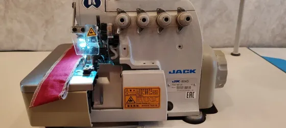 JACK JK-606 тігін машинасы қызыл матамен