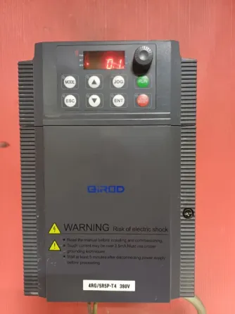 Устройство управления частотой и напряжением