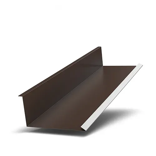 Монтаж кровли с использованием профилированных листов на стене из кирпича