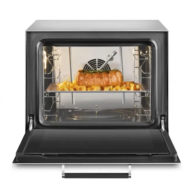 Ішінде қуырылған ет және картопы бар пеш