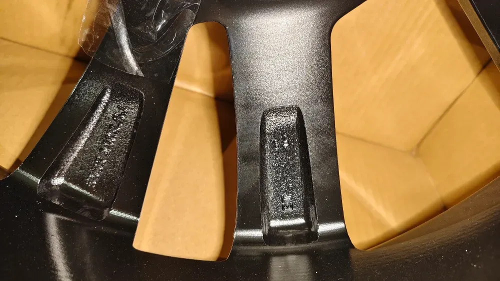 Детали на внутренней стороне диска