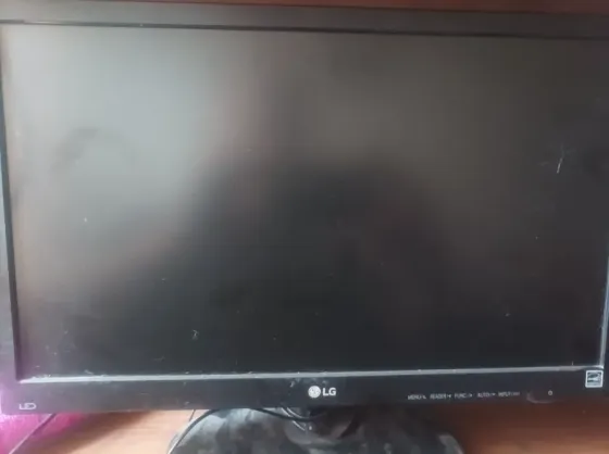 LG 19M38A-B монитор