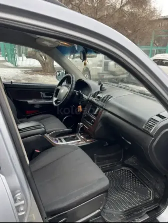 Коврик для автомобиля с текстурированной поверхностью