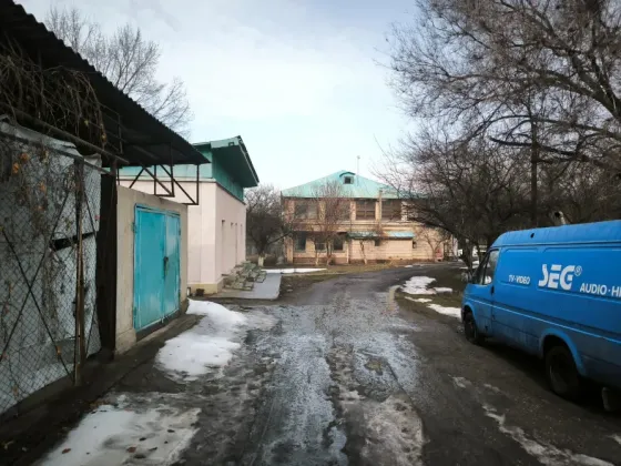 Продажа участка 60 соток с зданием в Алматы Алматы қаласы