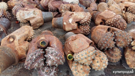 Металл фрагменттерінің көптігі әр түрлі формалар мен мөлшерлерде