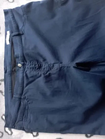 Продам джинсы новое размер 54  Алматы