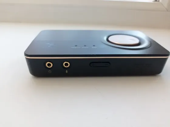 Кабель USB с коннекторами типа A и B для подключения аудиоустройства