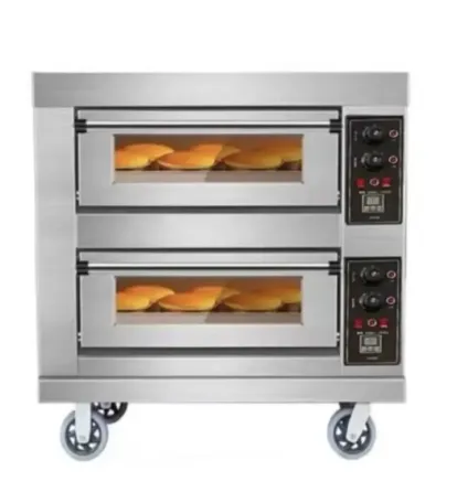 Двухъярусная хлебопекарная печь с ручками и колесами для удобства перемещения