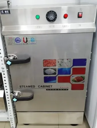 Коррозияға қарсы болаттан жасалған паровая кабинка, басқару түймелері мен құлыптарымен қамтамасыз етілген.