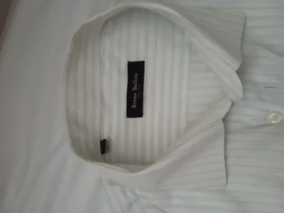 Ерлерге арналған көк-ақ жолақты қысқа жеңді көйлек