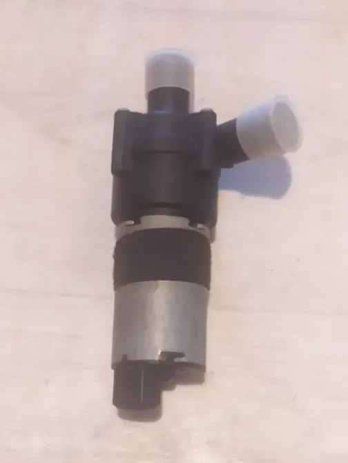 Вид инжектора топлива Bosch в целом