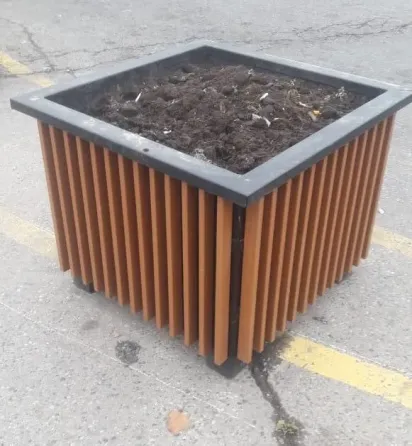 Крыша для баскетбольного кольца на улице зимой