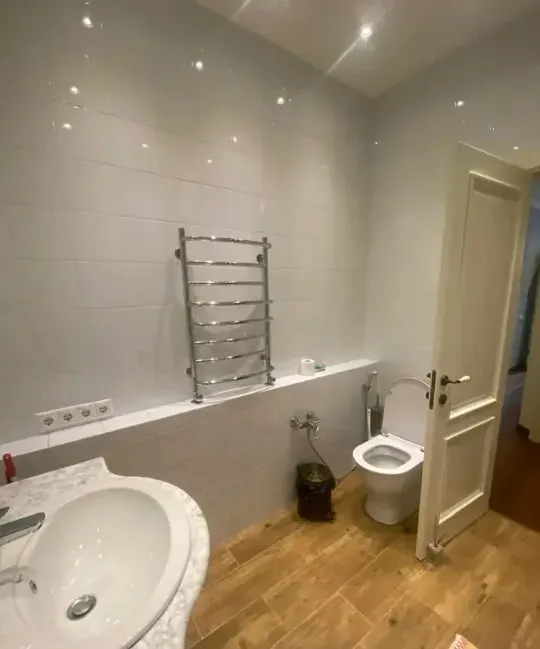 СРОЧНО СДАЮ КВ 2- КОМНАТНУЮ , 65 м² · 12/21 этаж, Аль-Фараби 21 — Каратаева Алматы - изображение 1