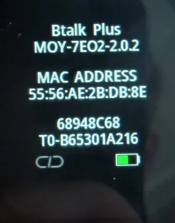 Изображение смарт-часов с яркими иконками приложений