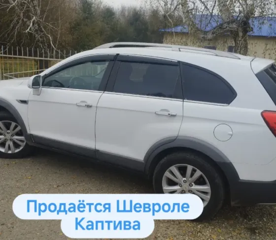 Продаётся Шевроле Каптива - передний вид автомобиля