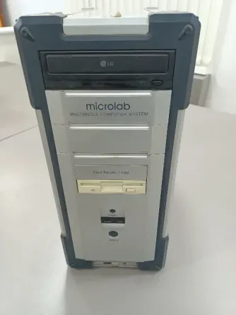 Корпус мультимедийной компьютерной системы Microlab с приводом и панелью управления