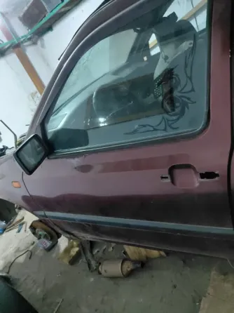 Автомобильдің задуна зақым келген және жөндеу үшін автокөлік бөлшектері қолданылған