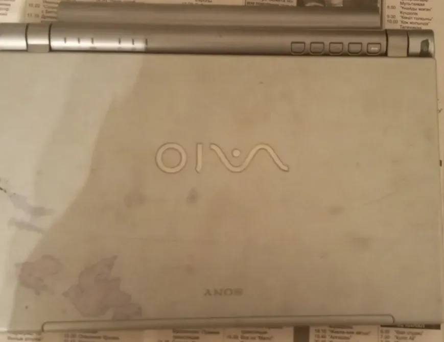 задняя панель ноутбука Sony Vaio